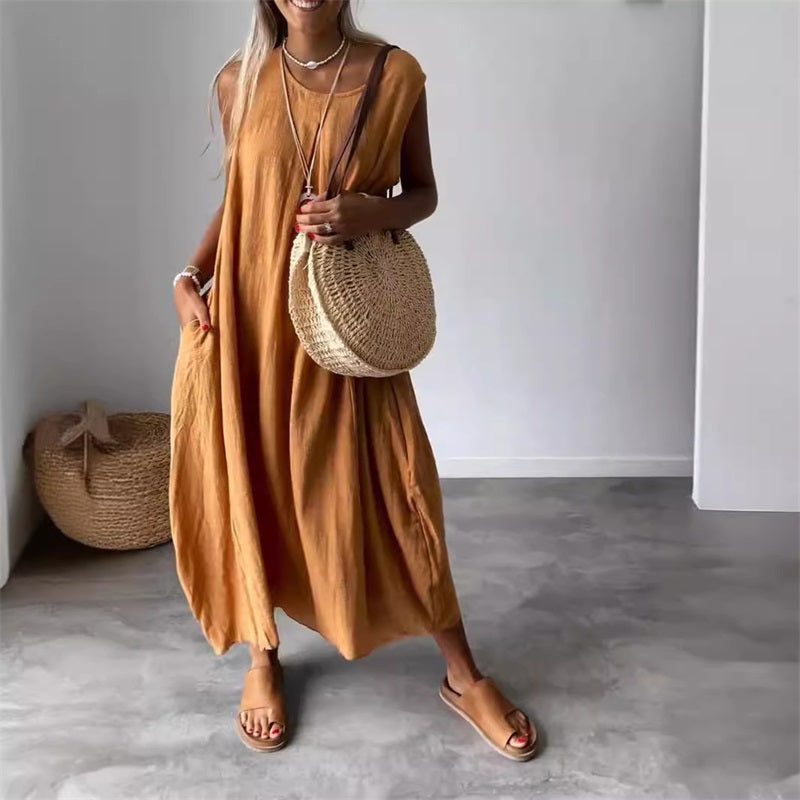 Sabrina | Casual Sleeveless Pocket Dress